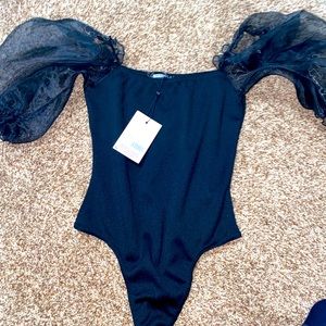 MISSGUIDED BLACK BODY SUIT🖤